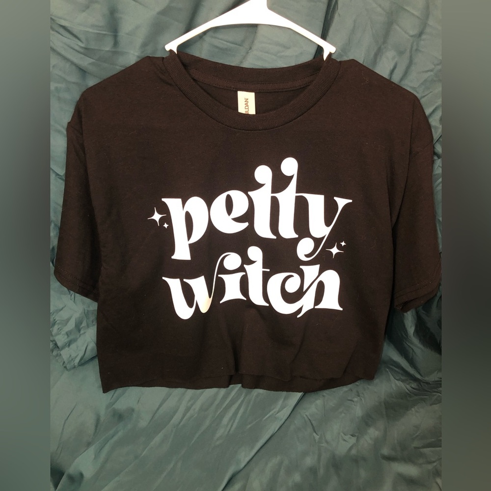 I make shirts!! Petty Witch ✨